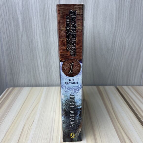 The Outcasts: Brotherband Chronicles Book 1 John Flanagan First Book Of Series - Picture 2 of 6